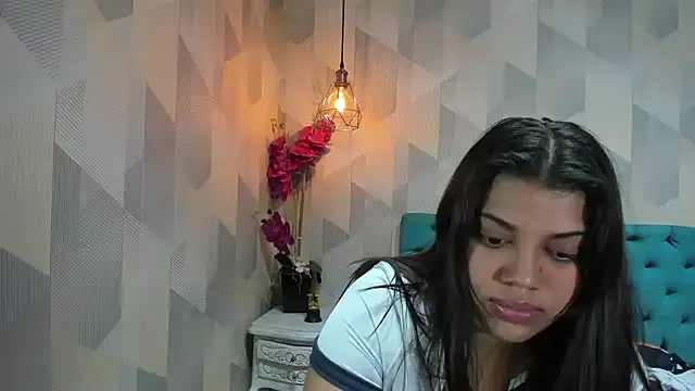 Snapshot of LindaBreeS chatting on 05.25.26 LindaBreeS online show from 05.25.26