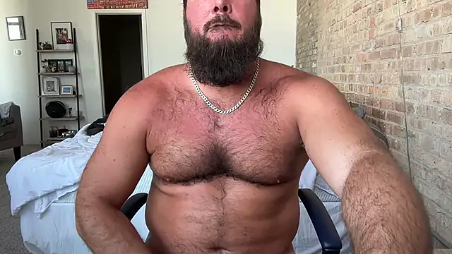 Snapshot of Barebackheat chatting on 10.01.25 Barebackheat online show from 10.01.25