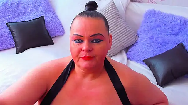 MilanaBiegert online show from 02.23.25