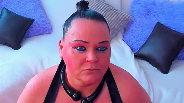 MilanaBiegert online show from 03.02.25