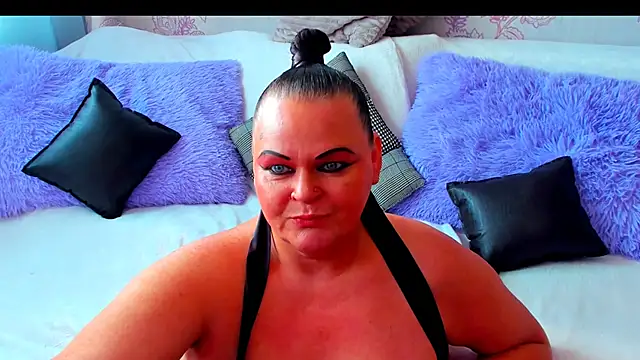 MilanaBiegert online show from 10.09.25