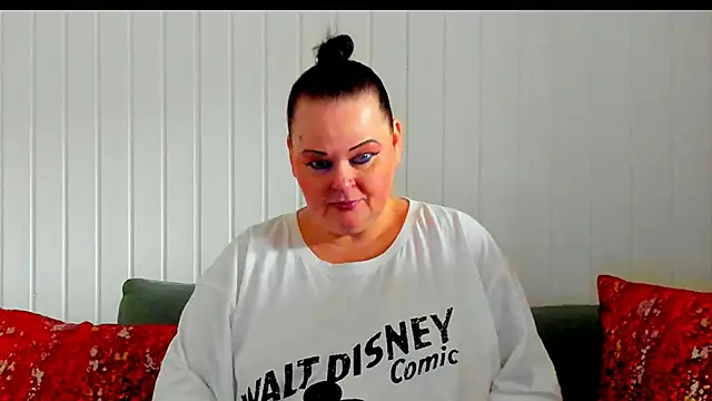 Snapshot of MilanaBiegert chatting on 01.19.26 MilanaBiegert online show from 01.19.26