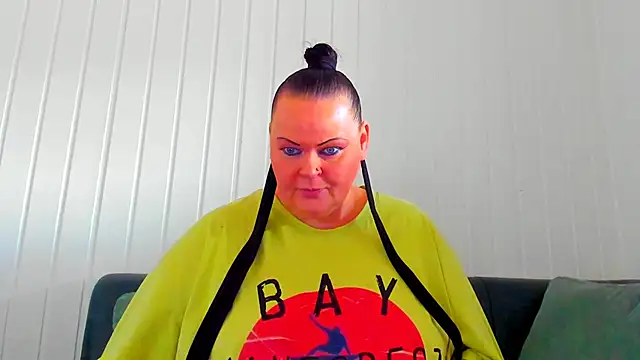 Snapshot of MilanaBiegert chatting on 03.12.26 MilanaBiegert online show from 03.12.26