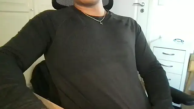 Snapshot of jungcock3210 chatting on 09.23.25 jungcock3210 online show from 09.23.25