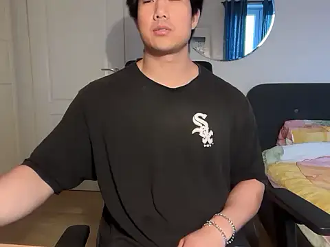 Snapshot of jungcock3210 chatting on 11.23.25 jungcock3210 online show from 11.23.25