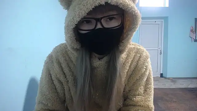 elllaaxx online show from 01.28.25