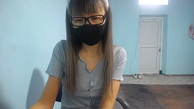 elllaaxx online show from 02.26.25