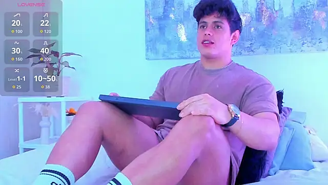 arminjones1 online show from 10.04.25