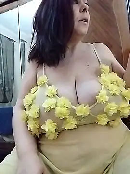 Lucia8600 online show from 11.29.25