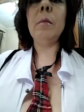 Lucia8600 online show from 05.13.26