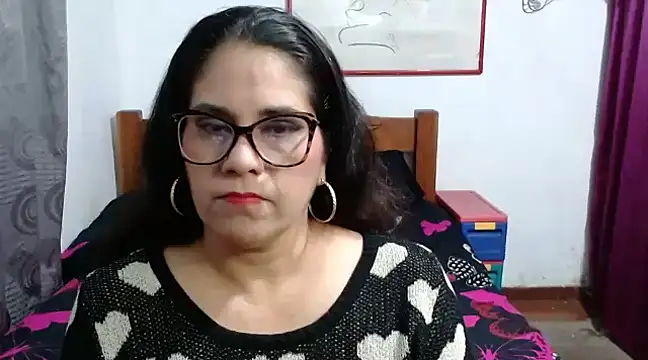 Mistresskloe01 online show from 12.07.24