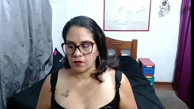 Mistresskloe01 online show from 02.15.25