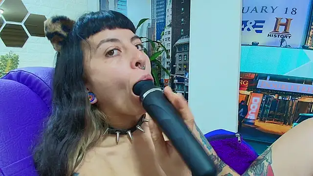 Naughty Kittenm online show from 03.07.25