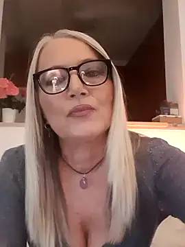 kikkastar online show from 12.01.24