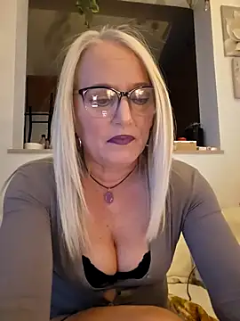 kikkastar online show from 03.20.25