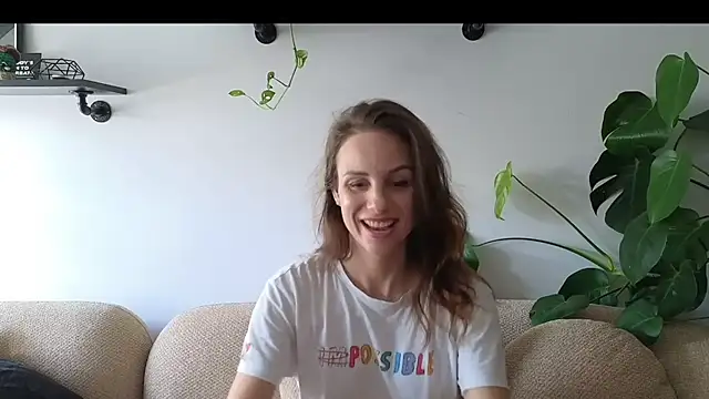 Snapshot of Mary_Wet chatting on 07.15.26 Mary Wet online show from 07.15.26