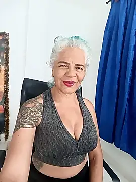 freyadevil333 online show from 01.13.26