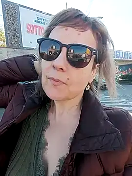 Sunbelxx online show from 03.17.25