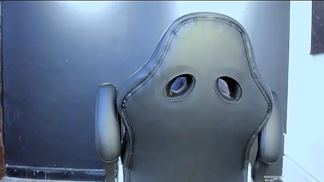 Big furry bear13 online show from 04.22.26