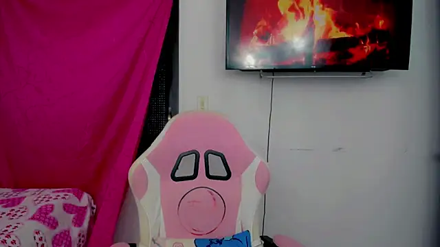 Snapshot of sunshine_uwu22 chatting on 01.17.25 sunshine uwu22 online show from 01.17.25