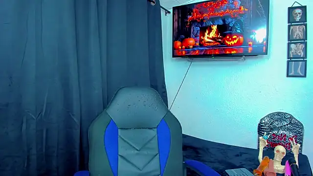 Snapshot of sunshine_uwu22 chatting on 10.19.25 sunshine uwu22 online show from 10.19.25