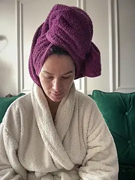 Snapshot of HotXMom chatting on 03.01.26 HotXMom online show from 03.01.26