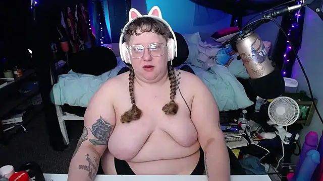 FatVeronica online show from 03.06.25