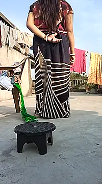 Snapshot of Ishikarana chatting on 12.20.24 Ishikarana online show from 12.20.24