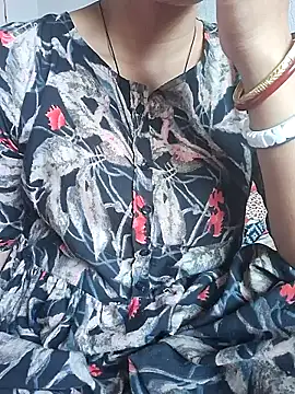 Snapshot of Ishikarana chatting on 02.06.25 Ishikarana online show from 02.06.25