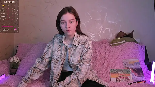 Ksuhesa online show from 02.24.25