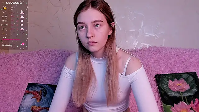 Ksuhesa online show from 03.17.25