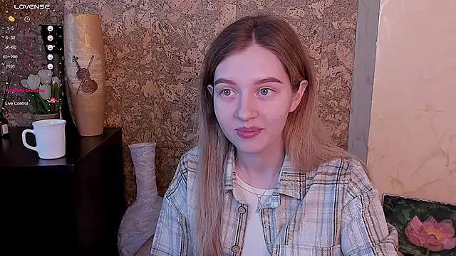 Ksuhesa online show from 03.22.25