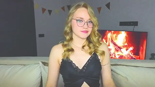 Aurora Golden1 online show from 12.07.24