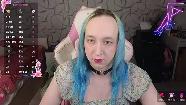 Snapshot of TheTrixy chatting on 03.09.26 TheTrixy online show from 03.09.26