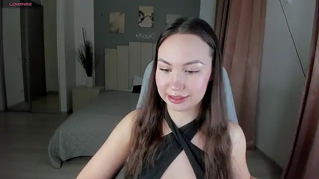 Snapshot of GIGI_BENNET chatting on 03.21.25 GIGI BENNET online show from 03.21.25