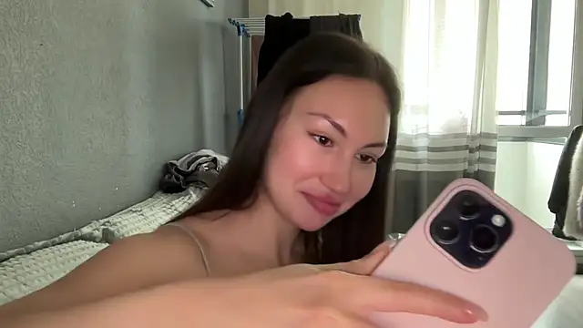 Snapshot of GIGI_BENNET chatting on 09.13.25 GIGI BENNET online show from 09.13.25