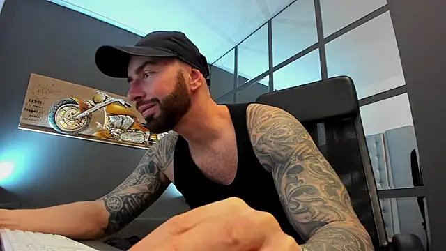 AronGrant online show from 03.04.25