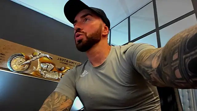 AronGrant online show from 10.14.25