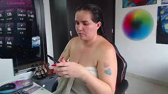 Snapshot of davianath chatting on 01.08.25 davianath online show from 01.08.25