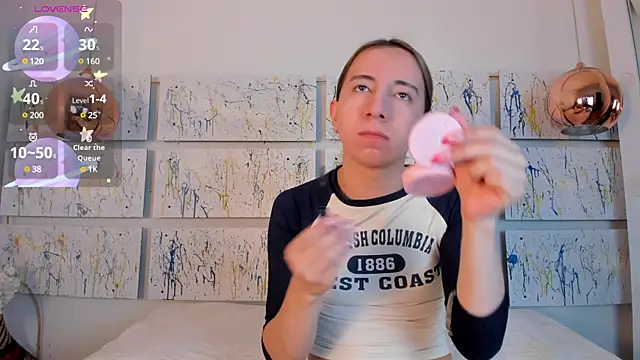 Snapshot of Miiaa_doll chatting on 02.18.25 Miiaa doll online show from 02.18.25