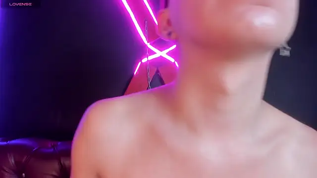 Snapshot of Miiaa_doll chatting on 02.20.25 Miiaa doll online show from 02.20.25