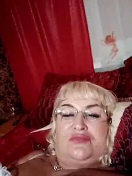 Snapshot of Jemma_Cori chatting on 01.04.25 Jemma Cori online show from 01.04.25