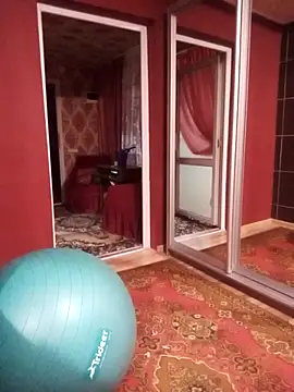 Snapshot of Jemma_Cori chatting on 03.13.25 Jemma Cori online show from 03.13.25