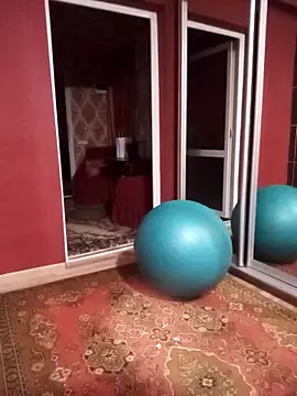 Snapshot of Jemma_Cori chatting on 03.18.25 Jemma Cori online show from 03.18.25