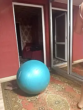 Snapshot of Jemma_Cori chatting on 10.10.25 Jemma Cori online show from 10.10.25