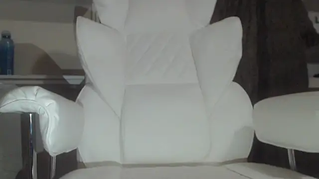 Snapshot of Tecsavy chatting on 09.21.25 Tecsavy online show from 09.21.25