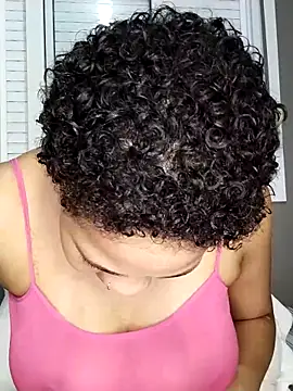 Snapshot of Su_Duarte_1 chatting on 03.11.25 Su Duarte 1 online show from 03.11.25