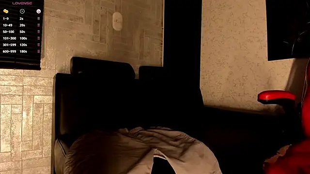 Lil Curved online show from 10.21.25