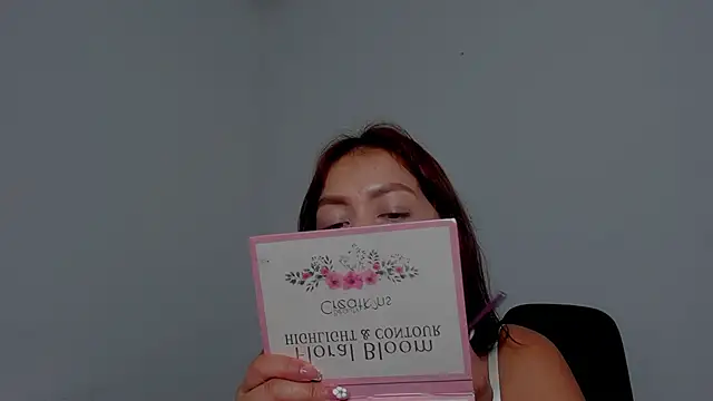 Miaa Garcia online show from 10.25.25