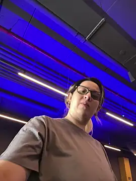 amooraaamoon online show from 09.24.25